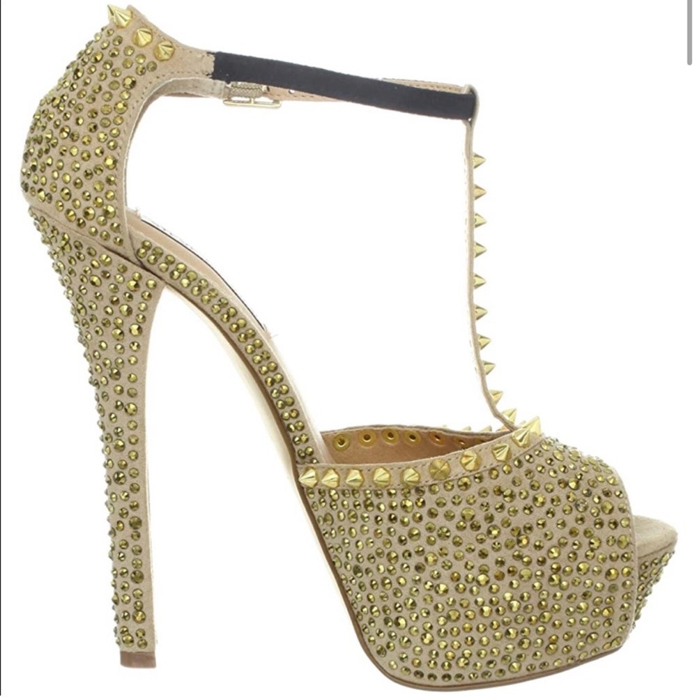 Steve Madden Angelz Nude Gold Studded T-Strap Platform Heels, Size 8.5